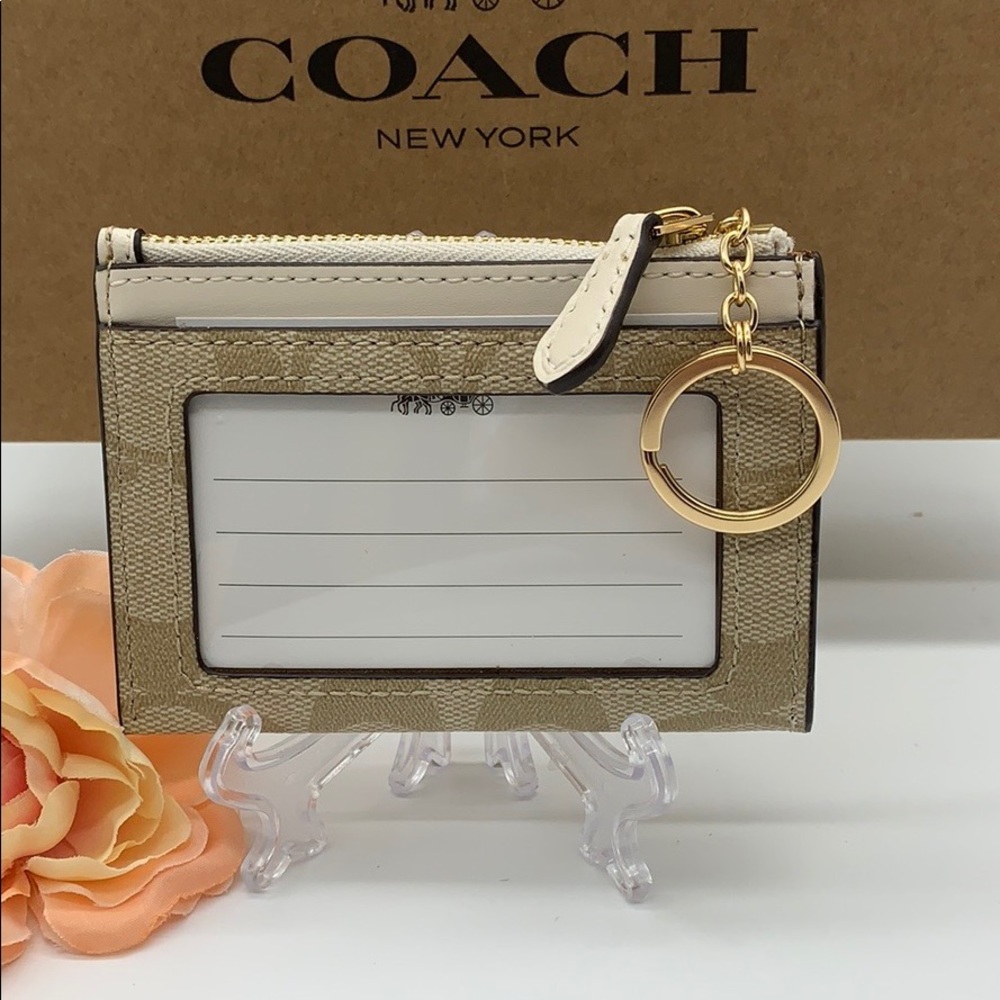 Mini Skinny Id Case In Signature Canvas - Picture 8 of 16